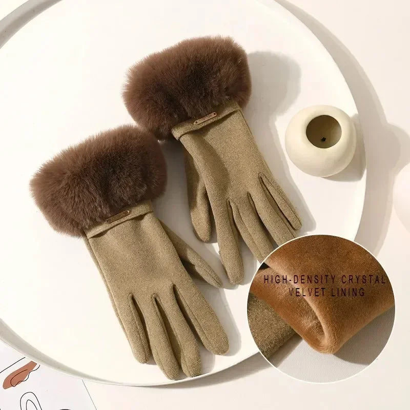 The Elara Fur Gloves