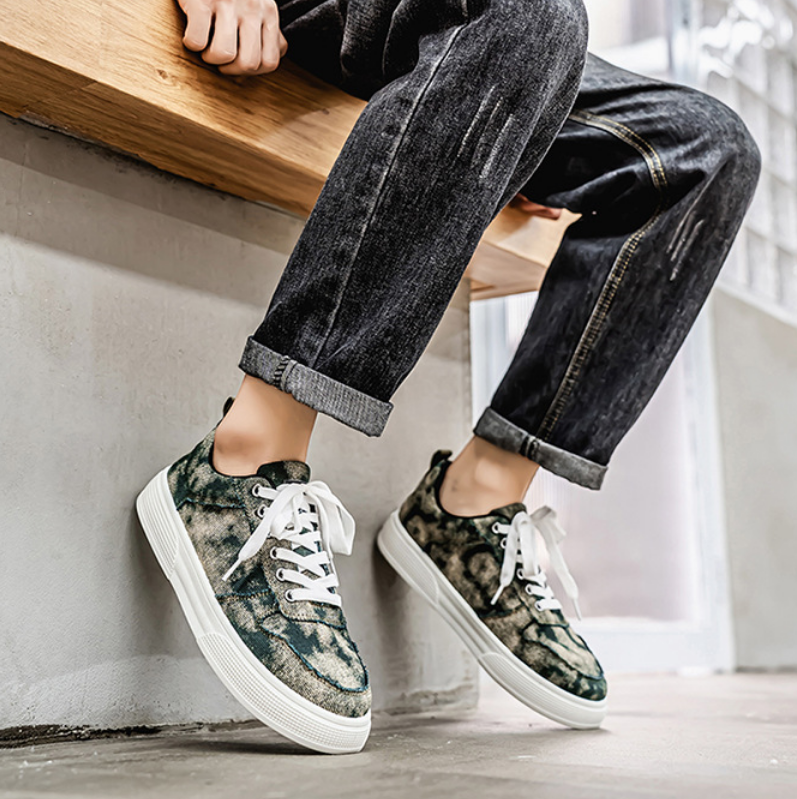 Nick Jackson Sneakers - [Ezra Daniel]