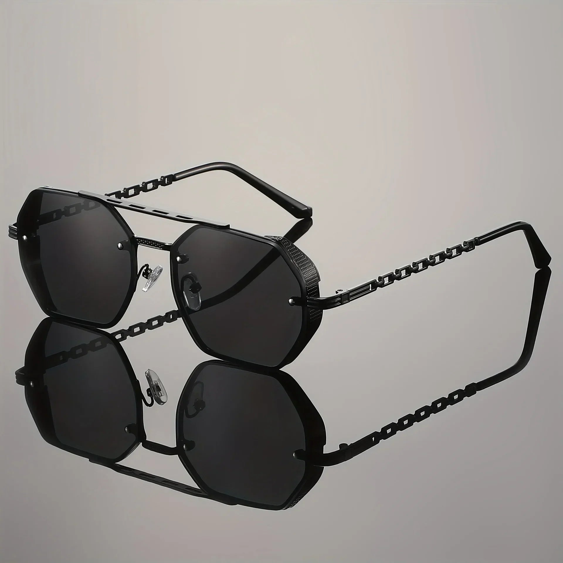 Thomas Chain Shades - [Ezra Daniel]