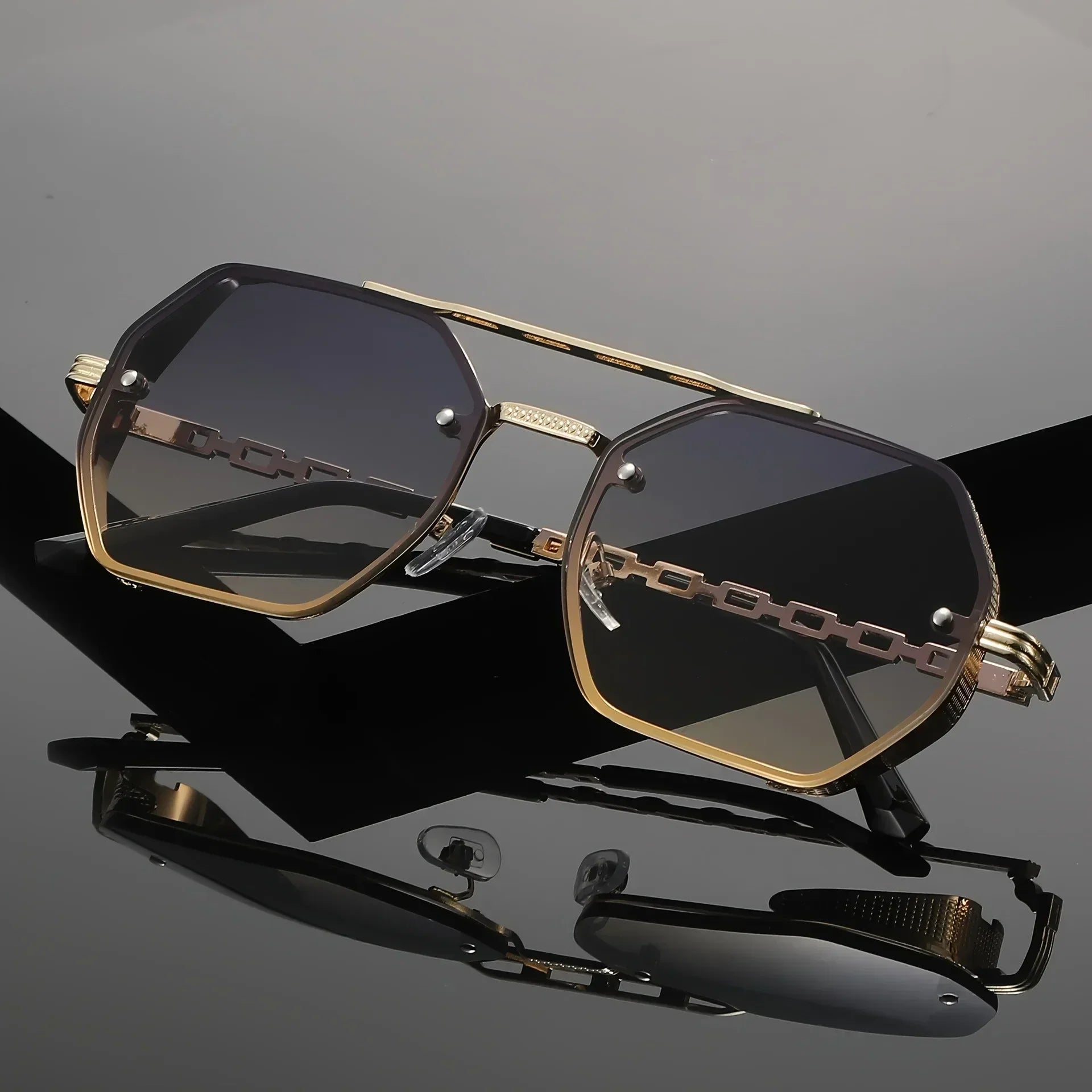 Thomas Chain Shades - [Ezra Daniel]