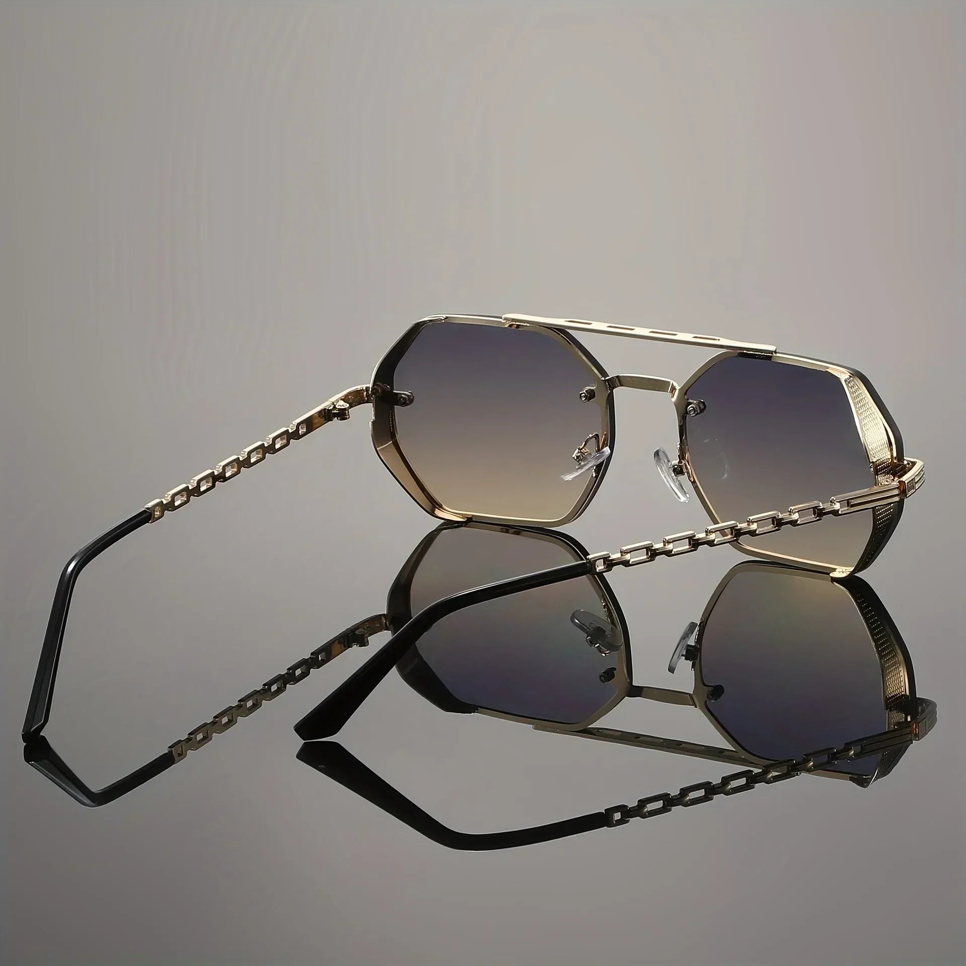 Thomas Chain Shades - [Ezra Daniel]