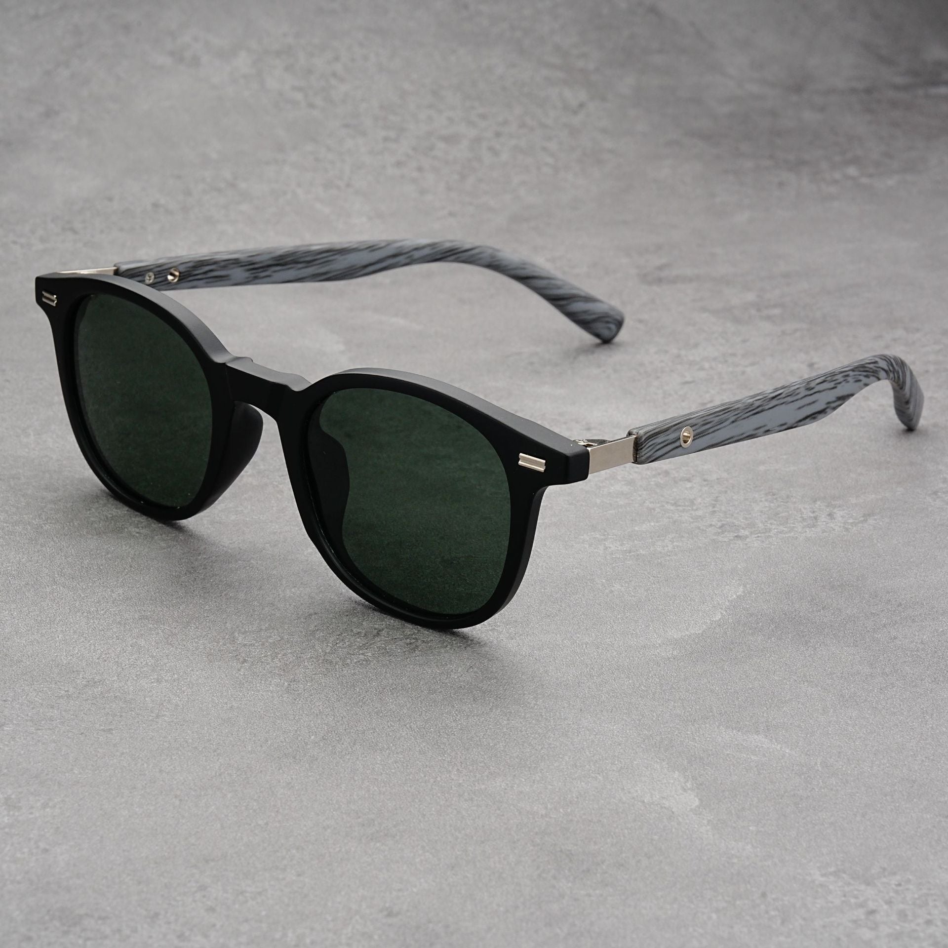 Thomas Woodgrain Shades - Watson Grey